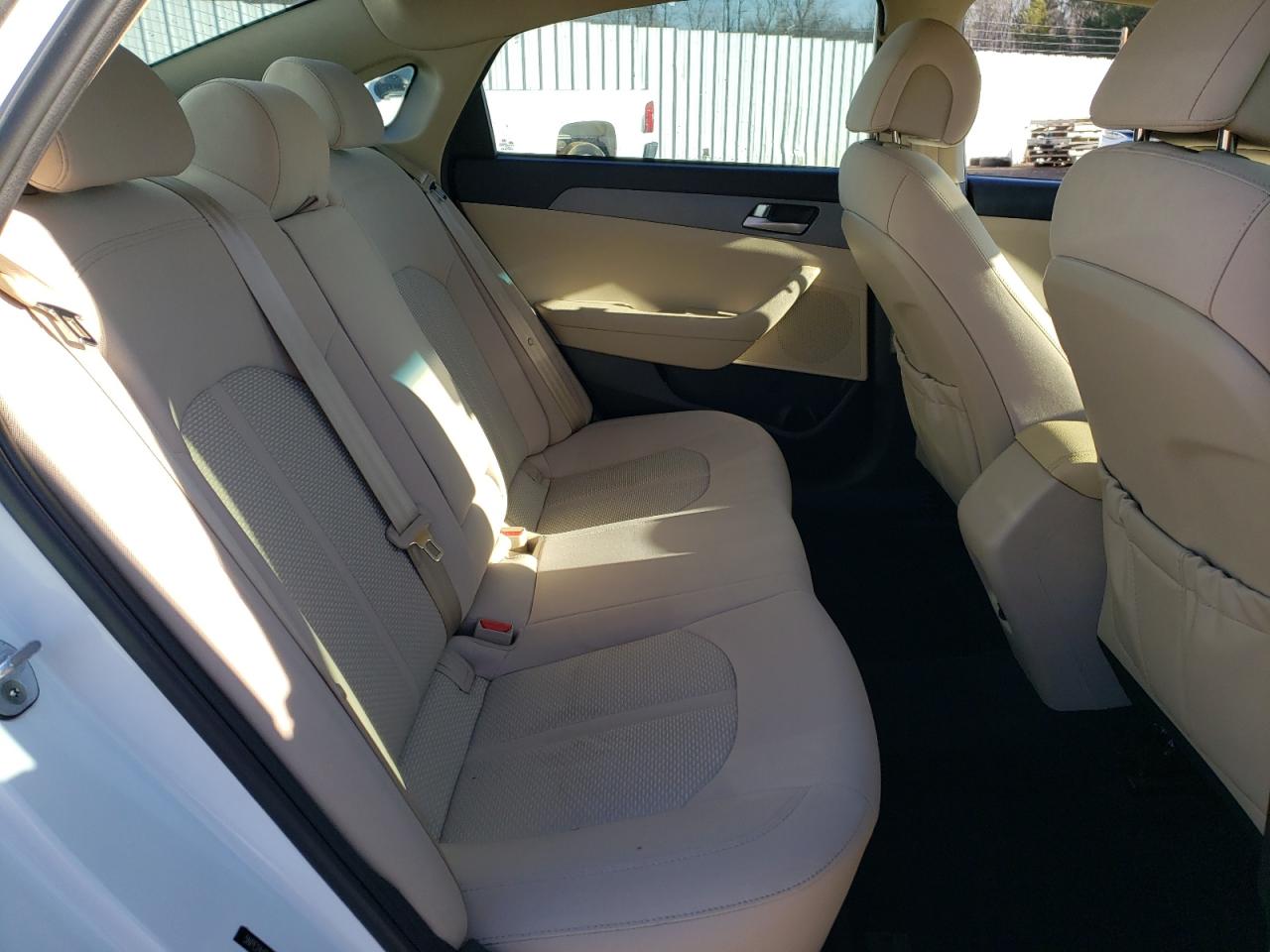 2017 Hyundai Sonata - Image 10
