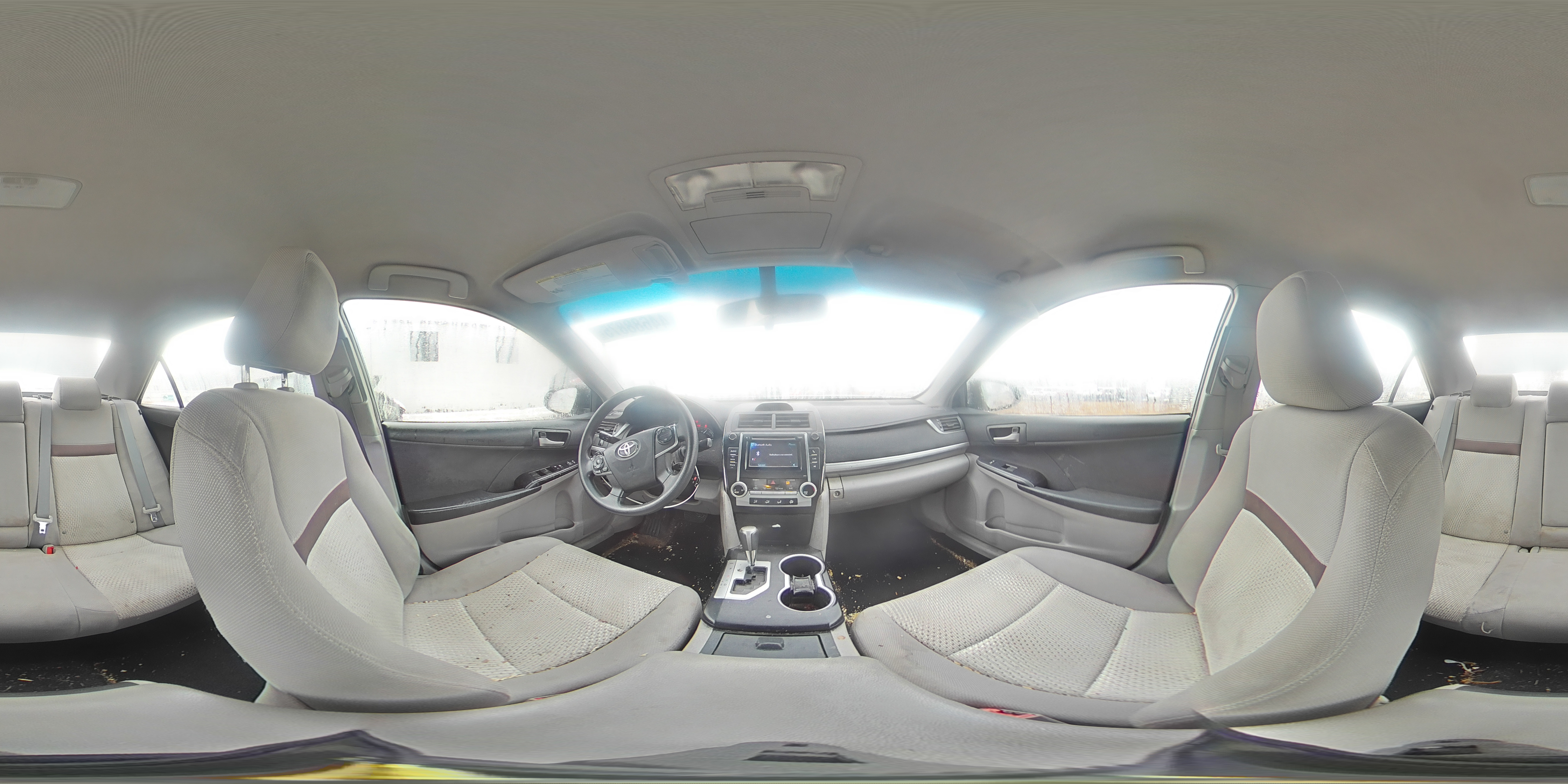 2012 Toyota Camry - Image 14