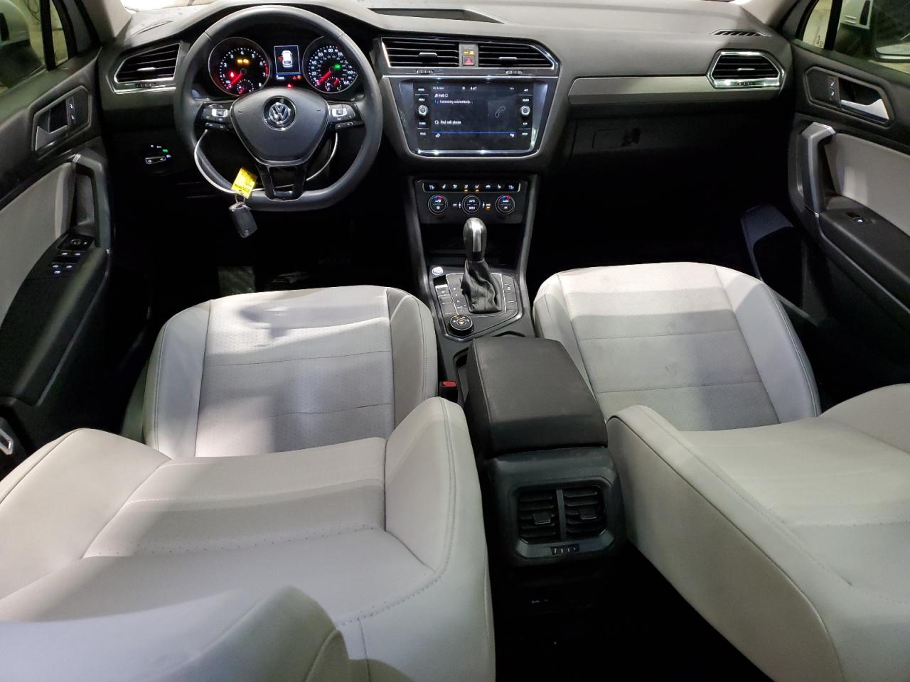 2020 Volkswagen Tiguan - Image 8