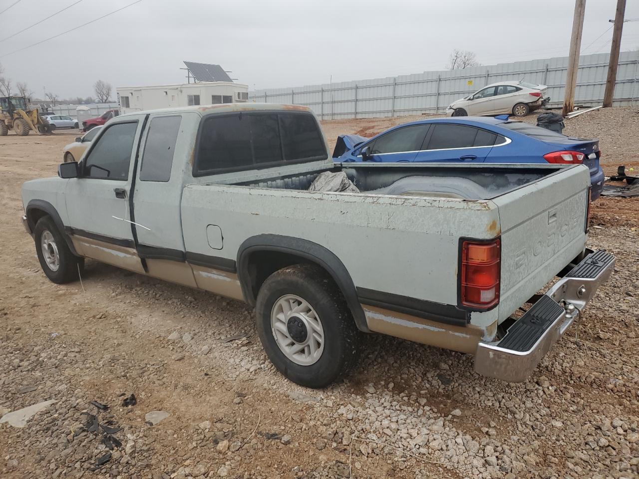 1992 Dodge Dakota - Image 2