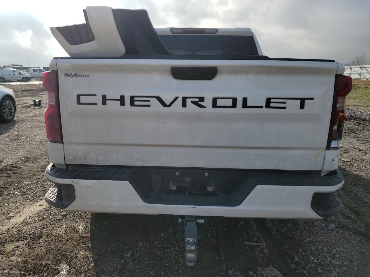 2019 Chevrolet Silverado - Image 6