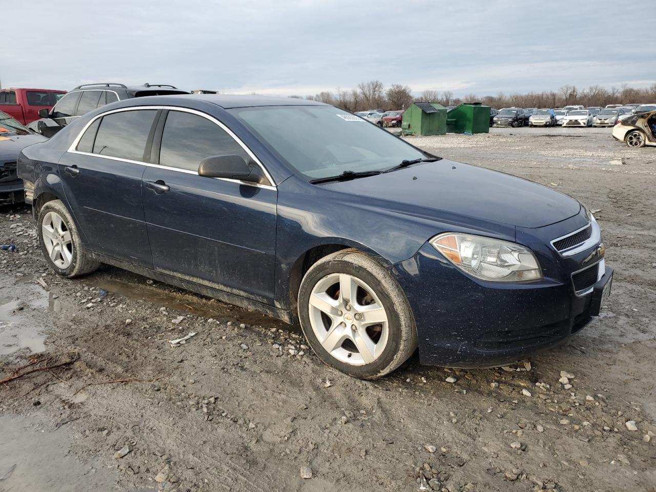 2011 Chevrolet Malibu - Image 4