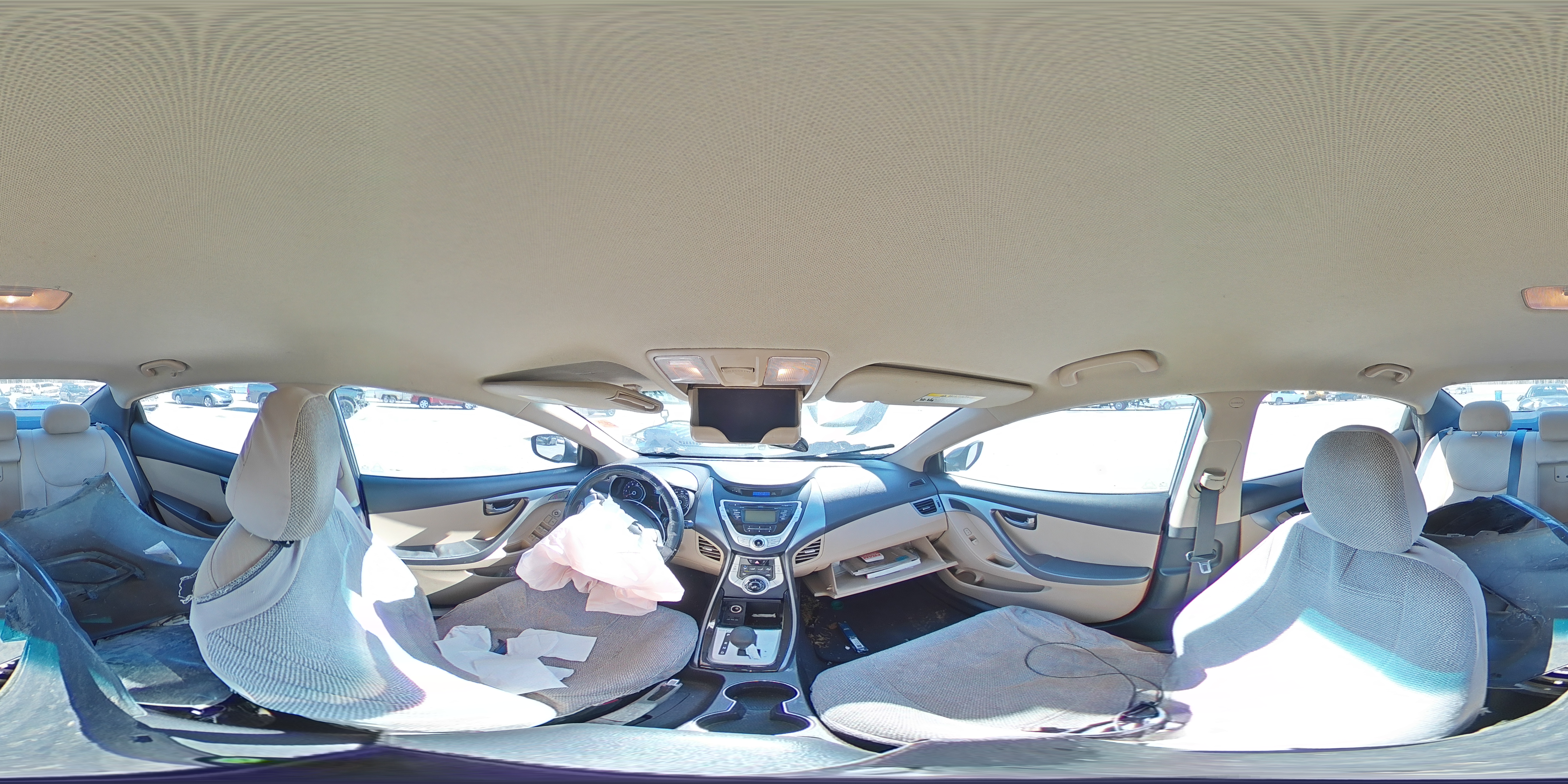 2011 Hyundai Elantra - Image 13