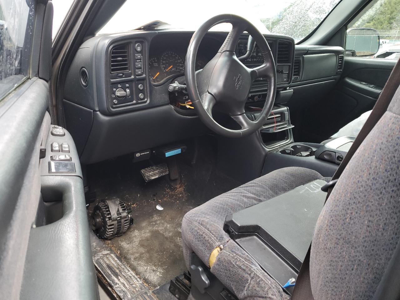1999 Chevrolet Silverado - Image 8