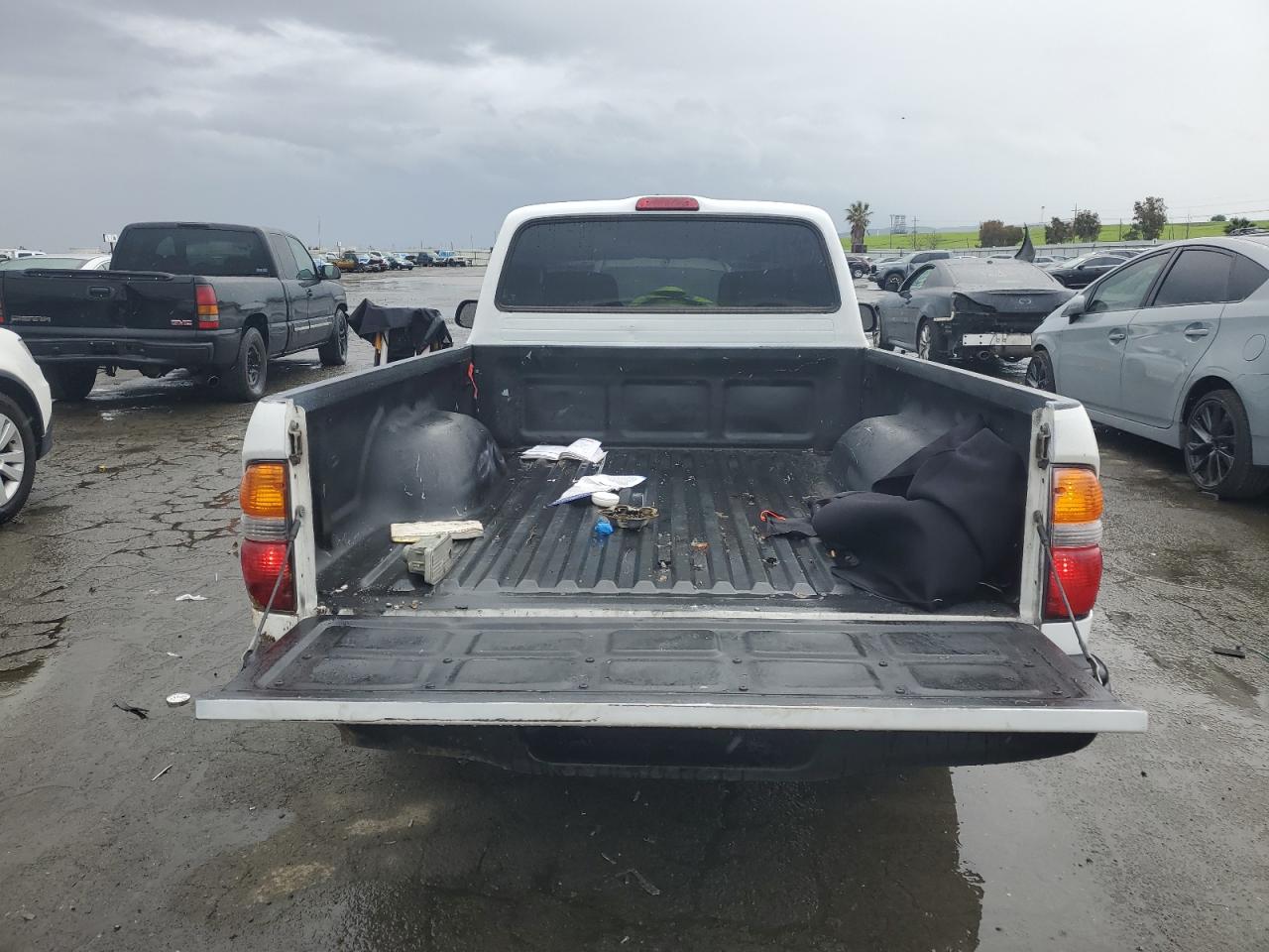 2002 Toyota Tacoma - Image 10