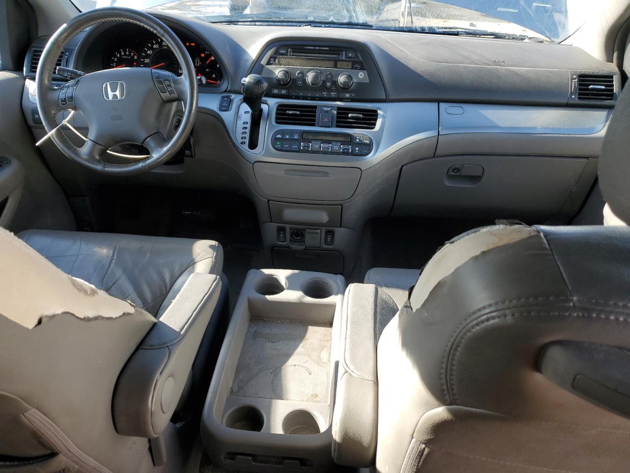 2008 Honda Odyssey - Image 8