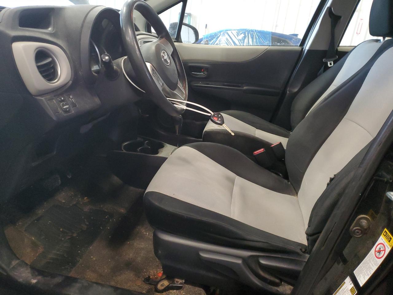 2013 Toyota Yaris - Image 7