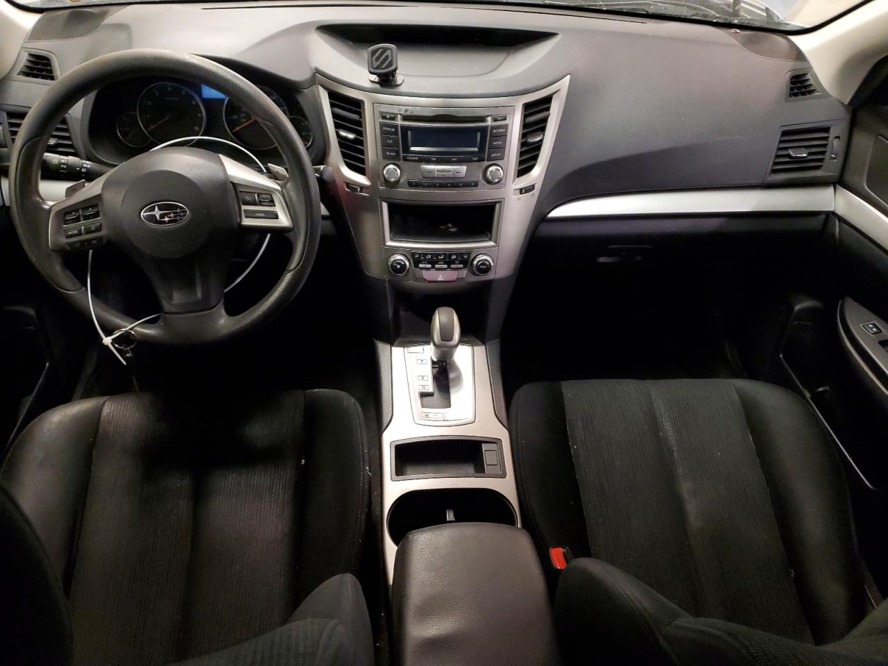 2014 Subaru Outback - Image 8