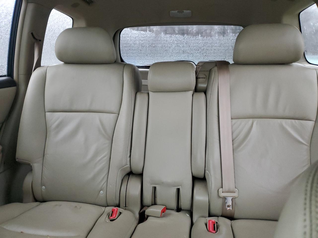 2010 Toyota Highlander - Image 10