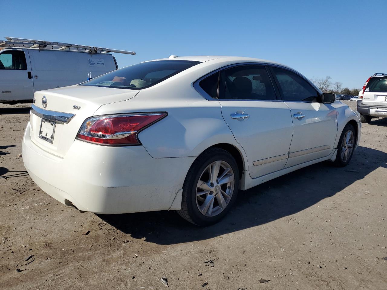 2015 Nissan Altima - Image 3