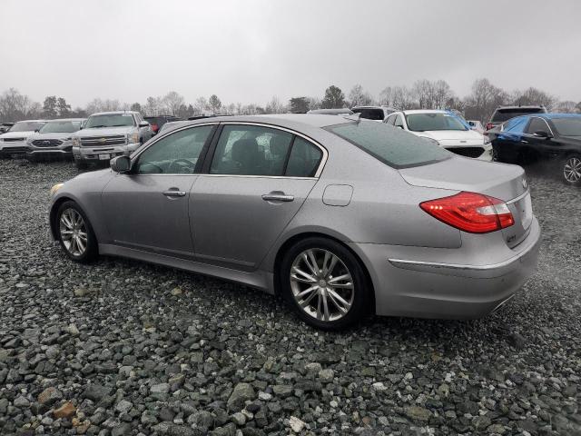Sedans HYUNDAI GENESIS 2013 Srebrny