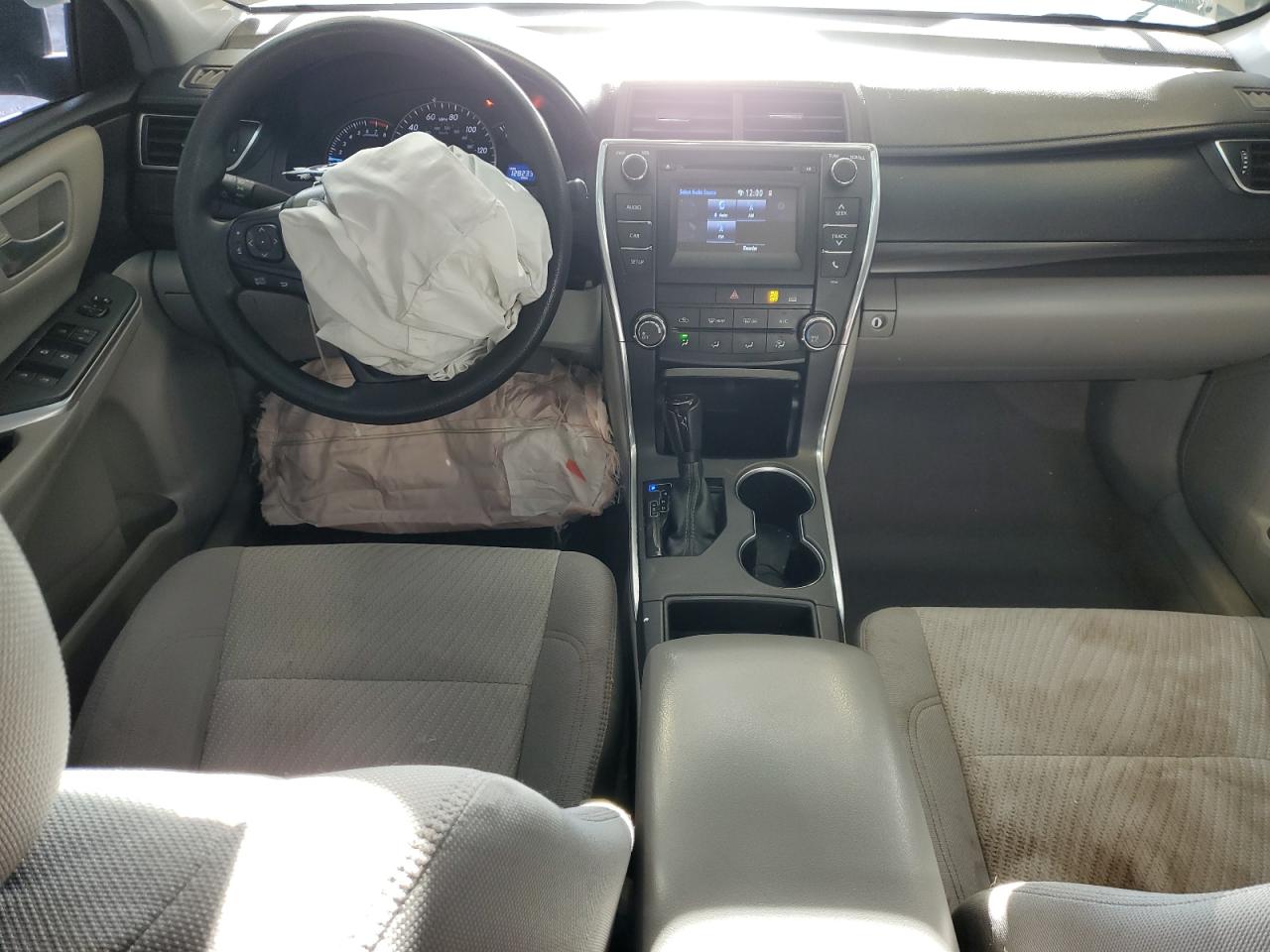 2015 Toyota Camry - Image 8