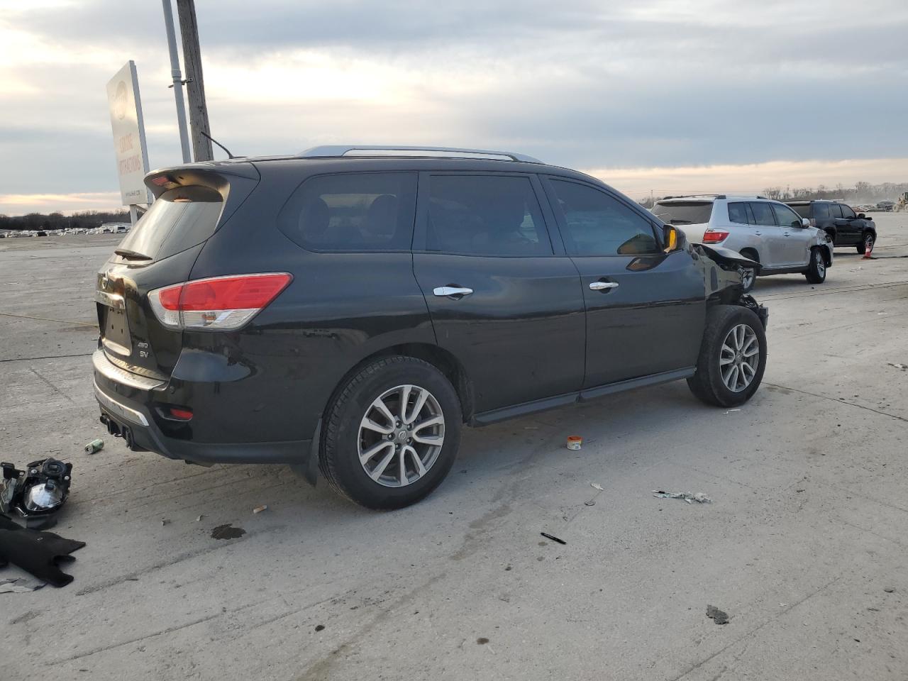 5N1AR2MM9GC604962 NISSAN PATHFINDER 2016