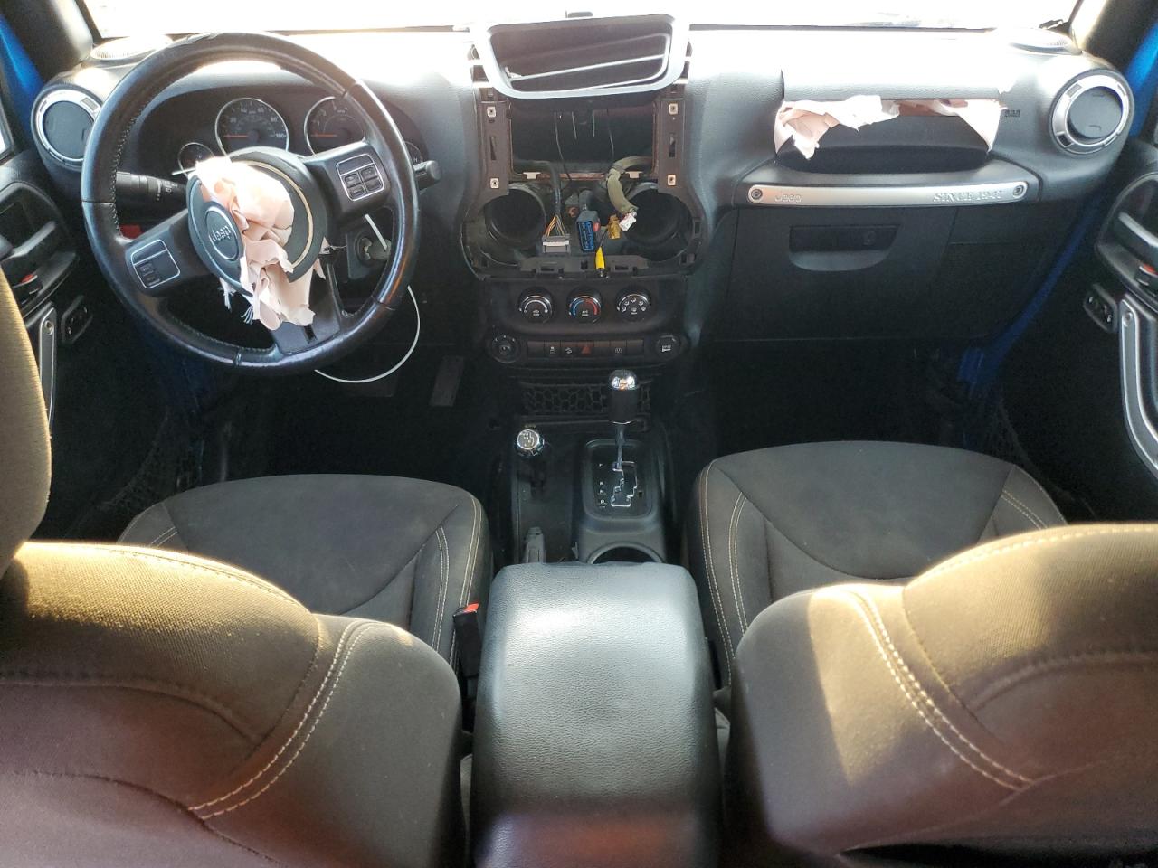 2015 Jeep Wrangler - Image 8
