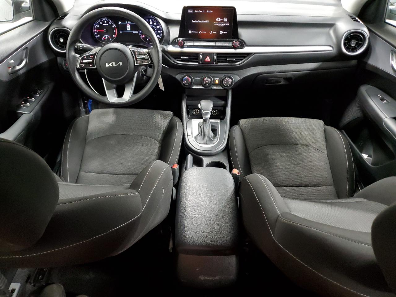 2023 Kia Forte - Image 8