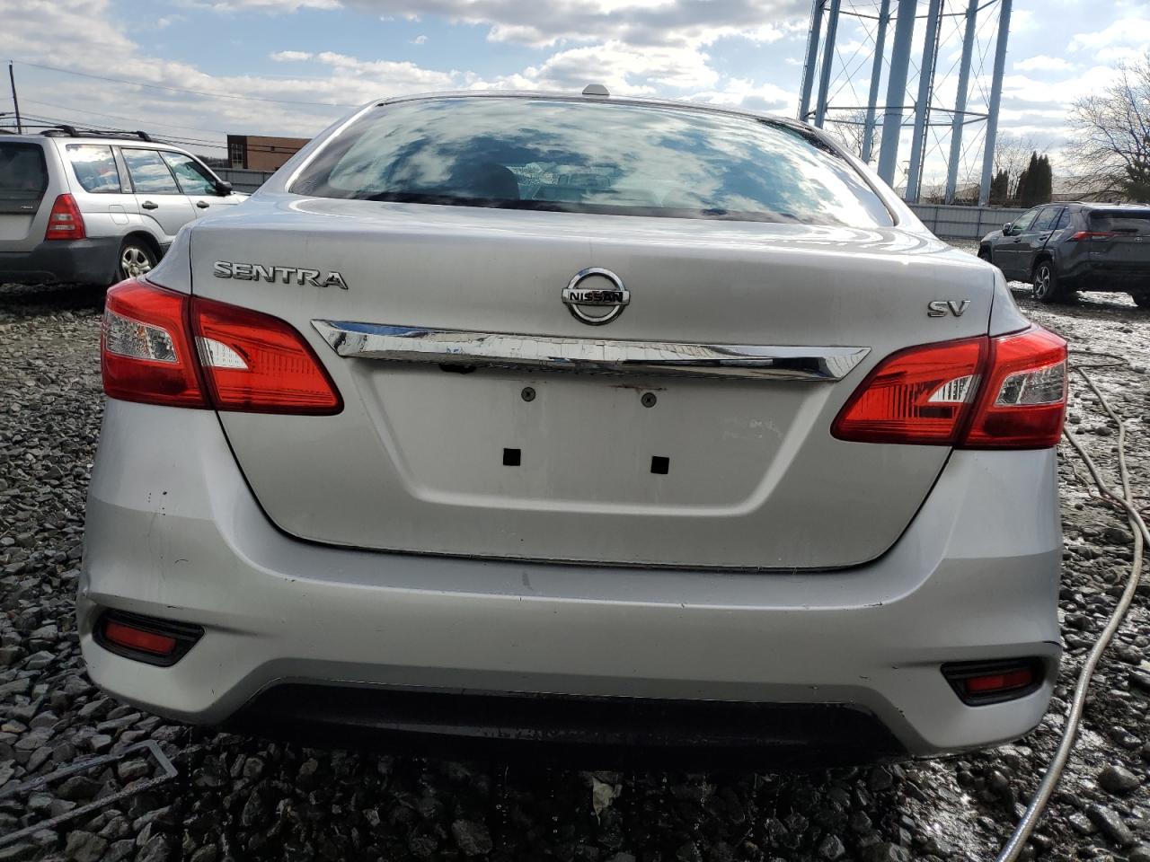 2018 Nissan Sentra - Image 6