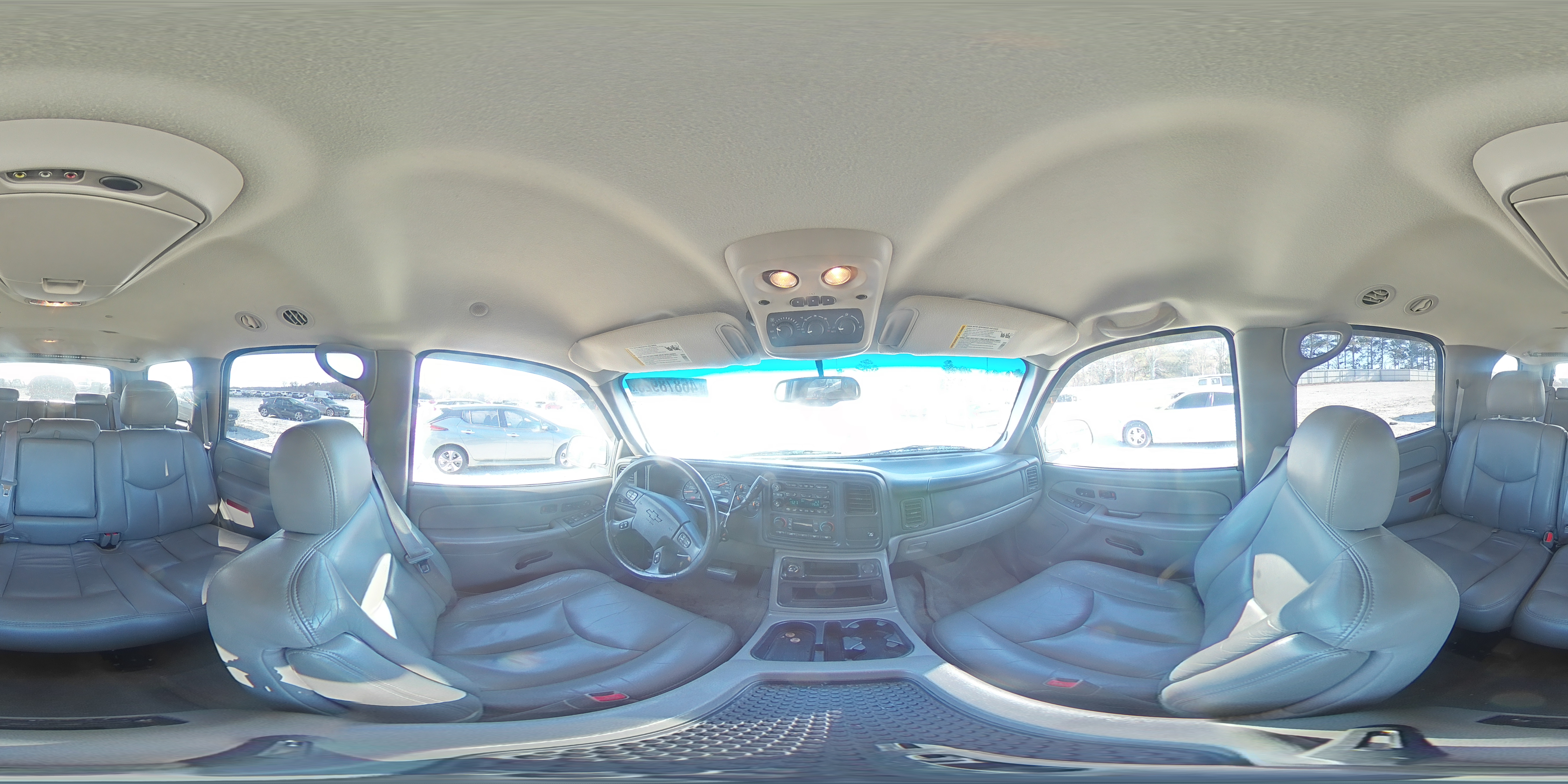 2004 Chevrolet Tahoe - Image 14