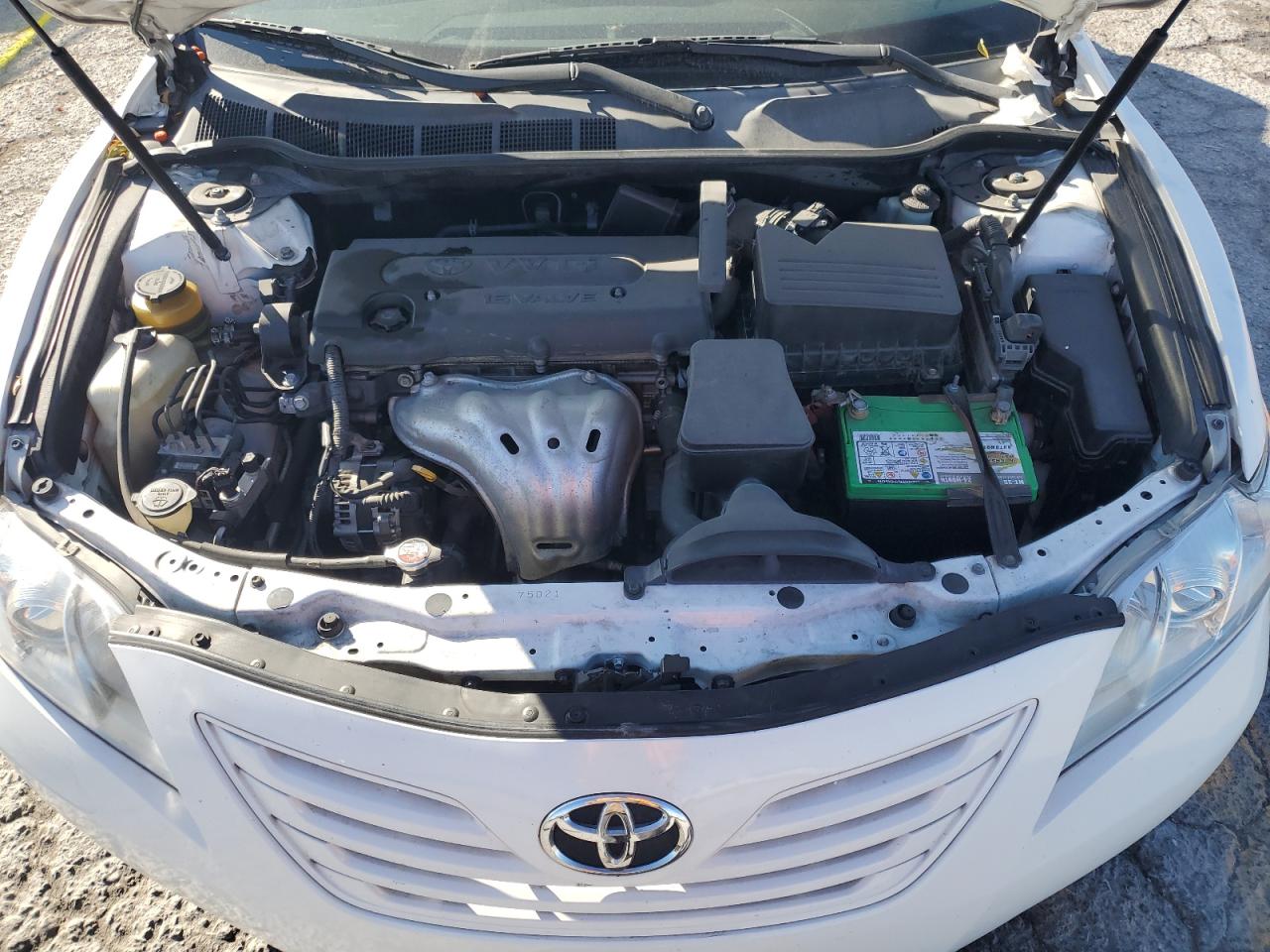 2009 Toyota Camry - Image 13