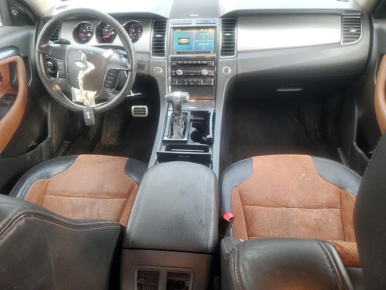 2010 Ford Taurus - Image 8