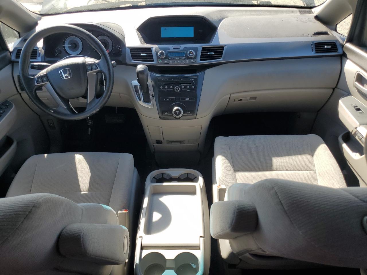 2011 Honda Odyssey - Image 8