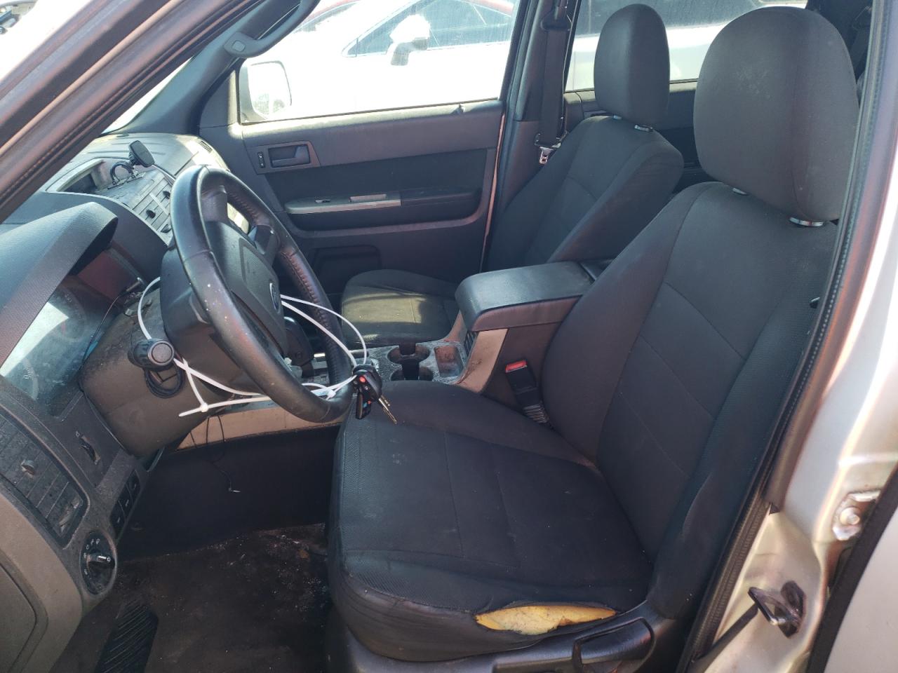 2009 Ford Escape - Image 7