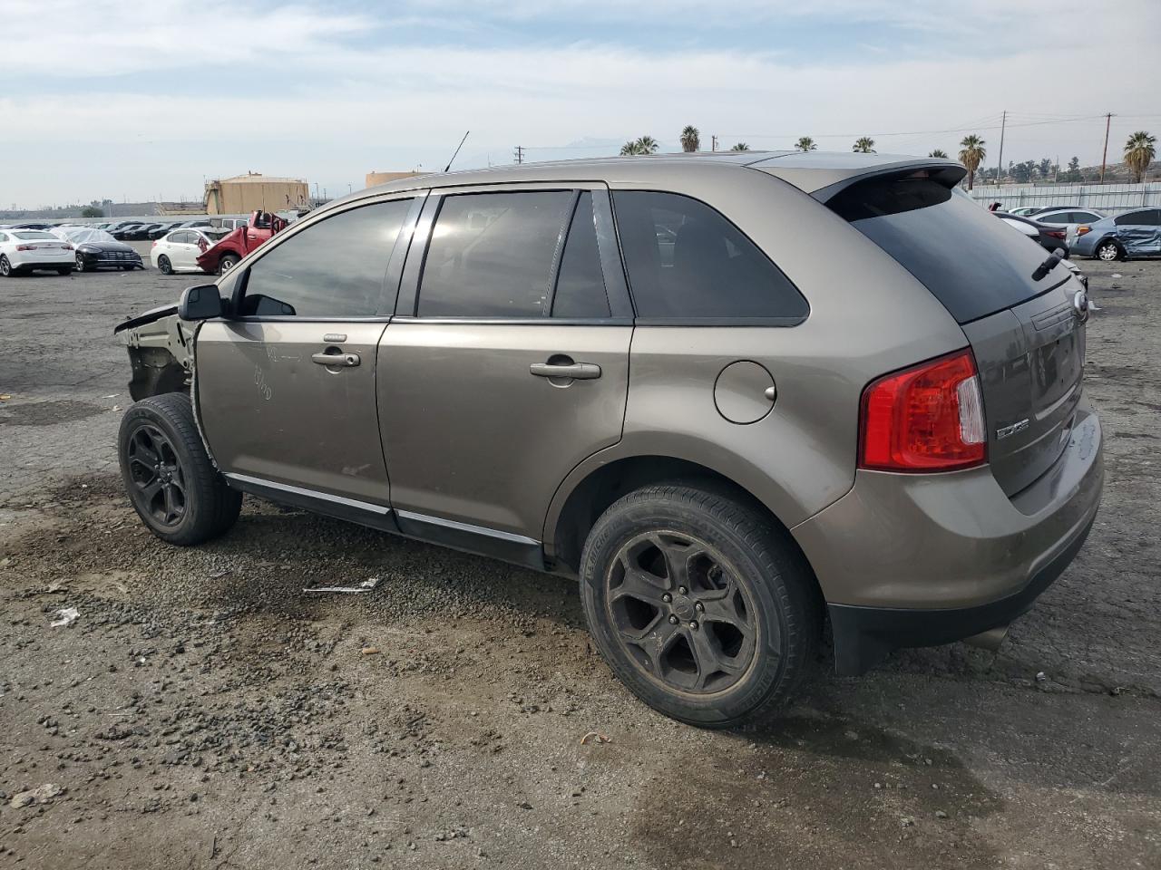2014 Ford Edge - Image 2