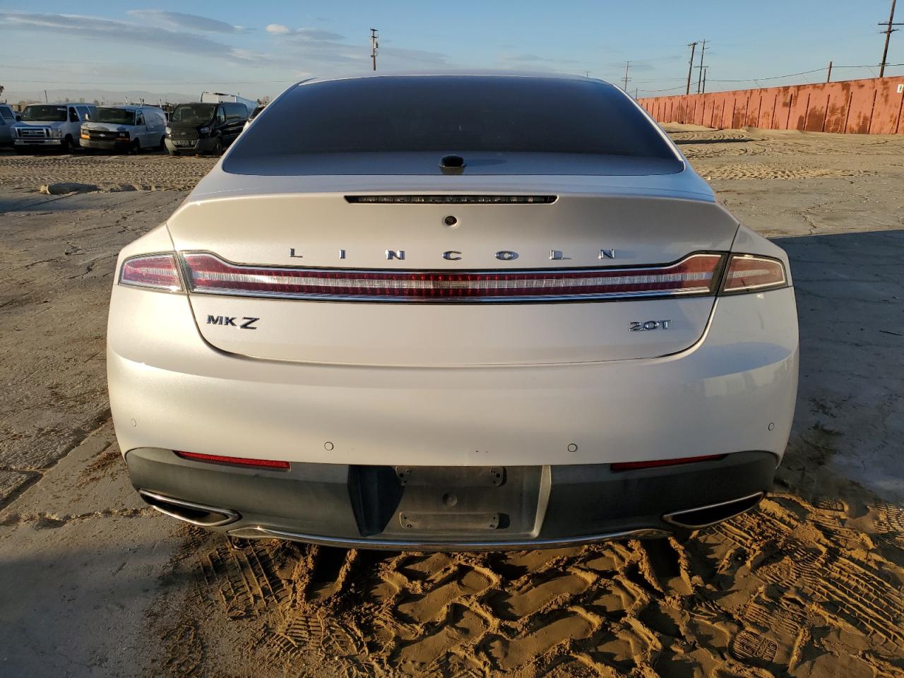 2019 Lincoln MKZ - Image 6