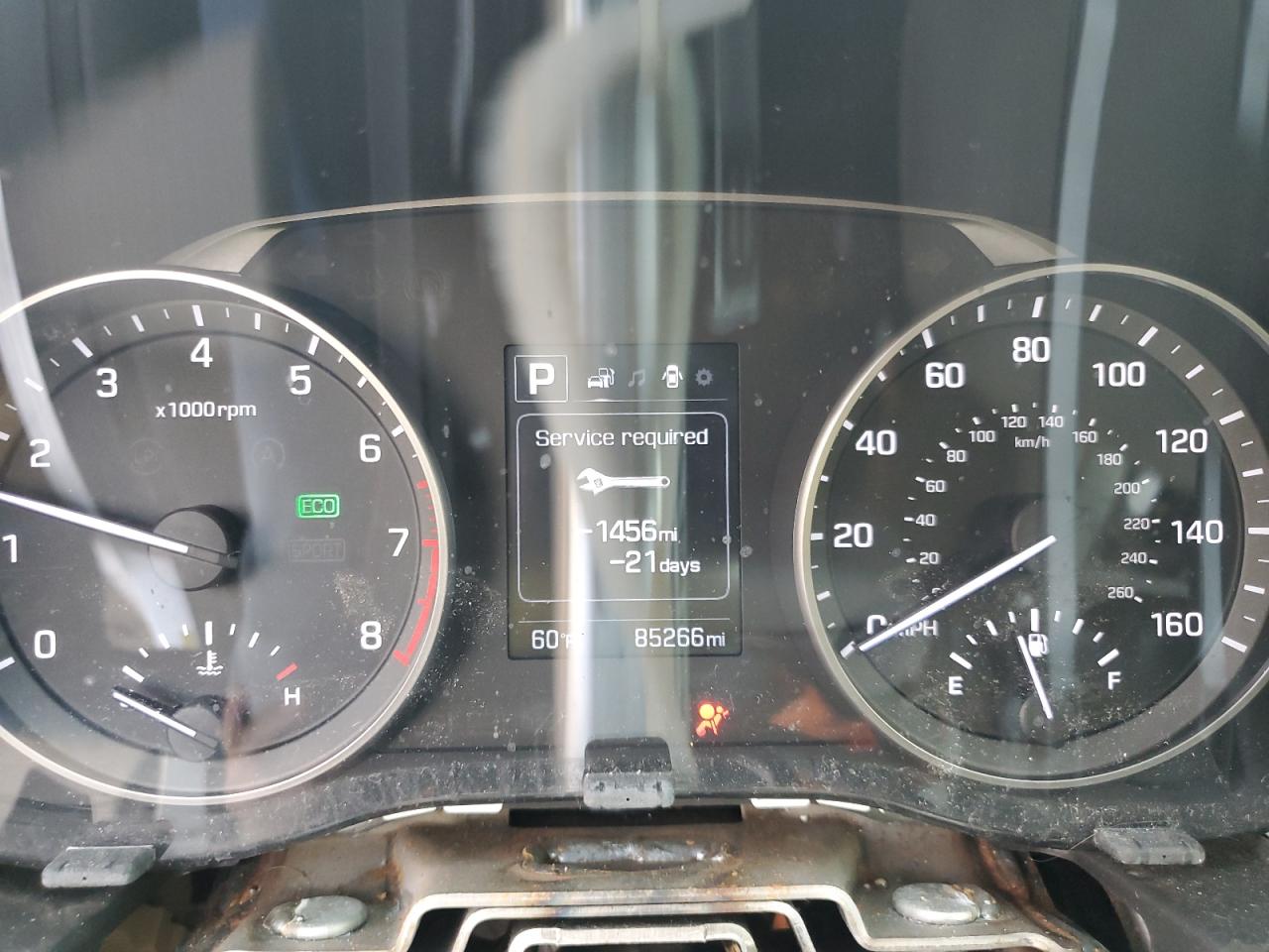 2018 Hyundai Elantra - Image 9