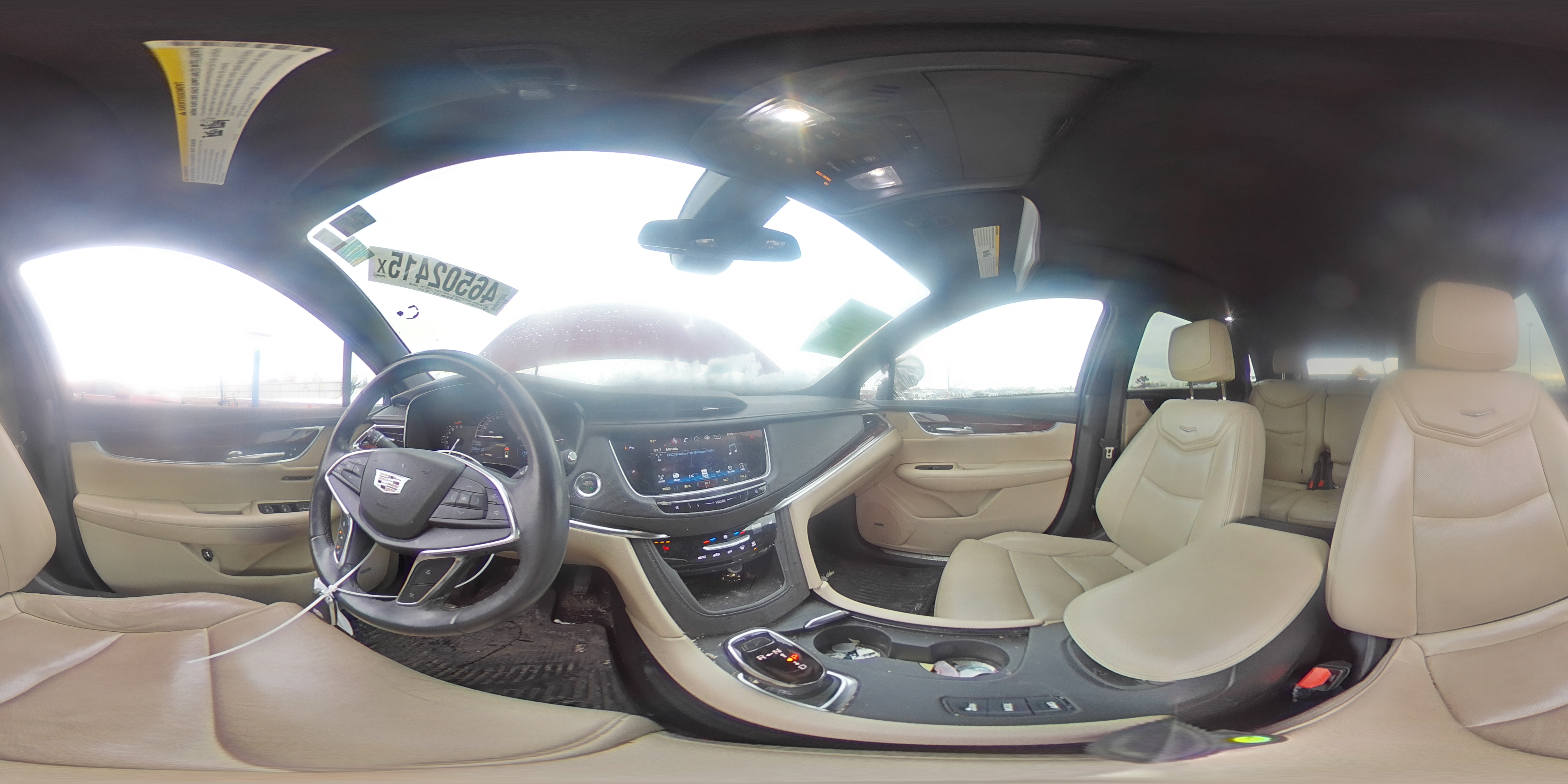 2018 Cadillac XT5 - Image 13