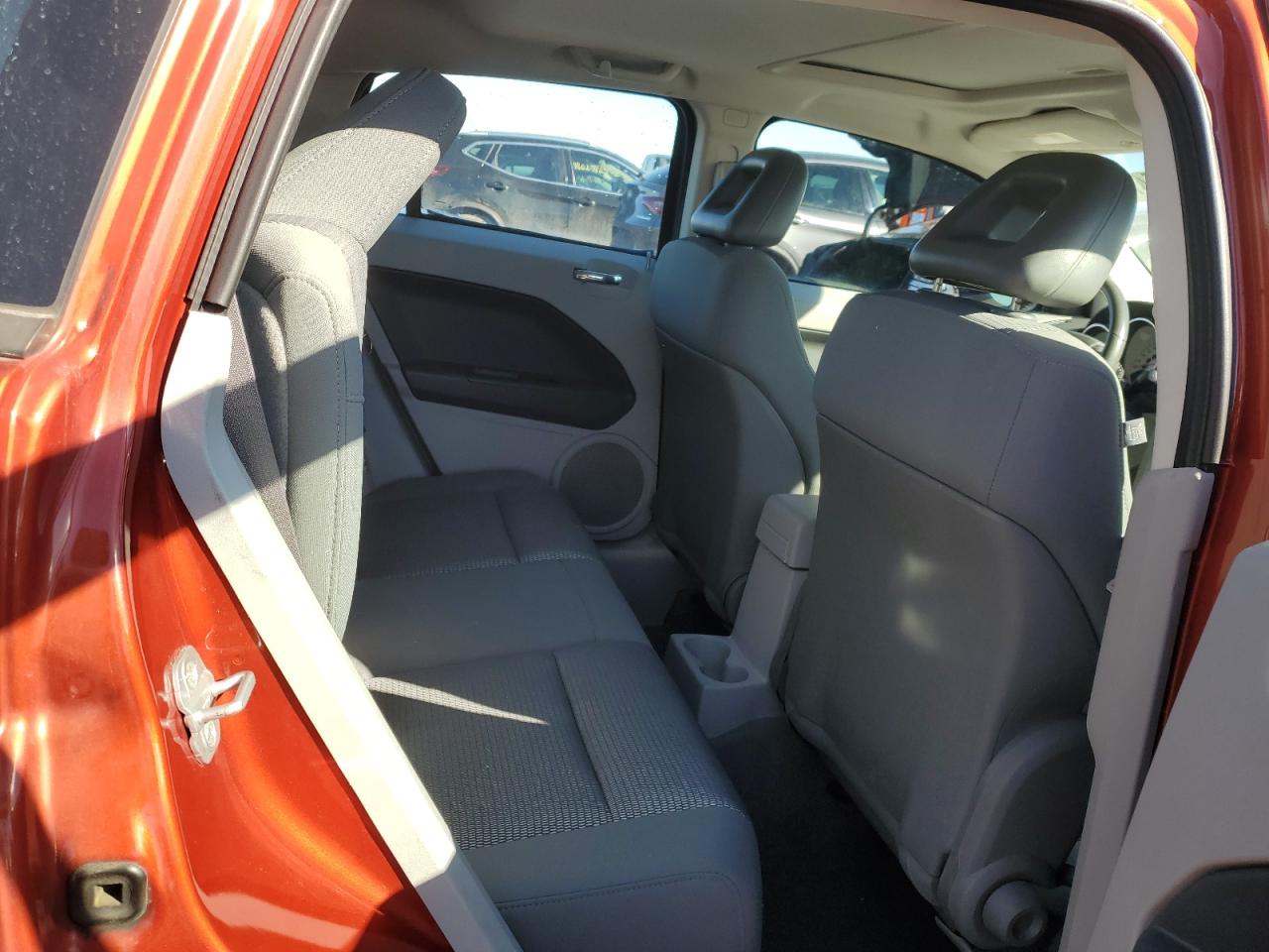 2007 Dodge Caliber - Image 10