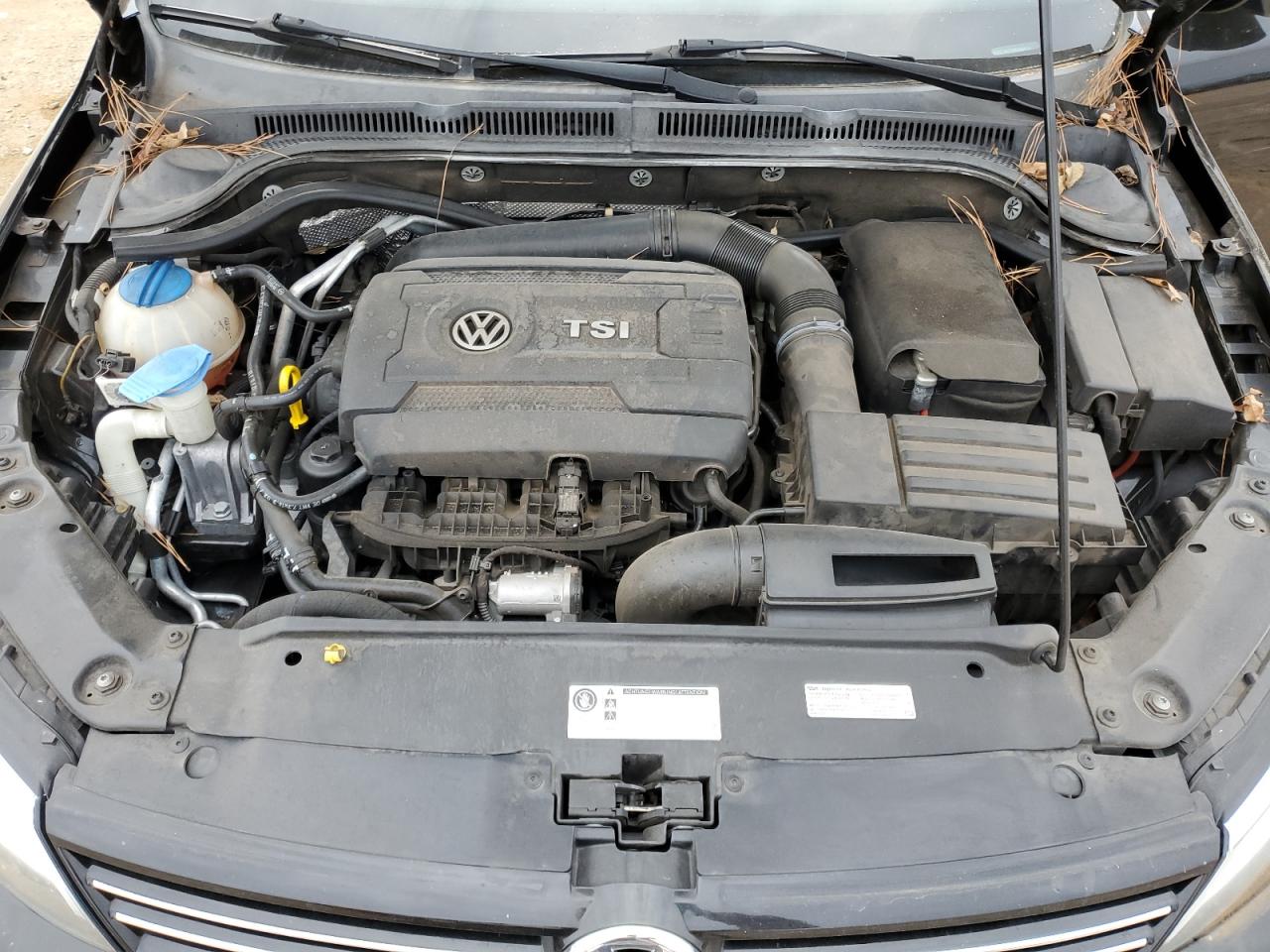 2014 Volkswagen Jetta - Image 11