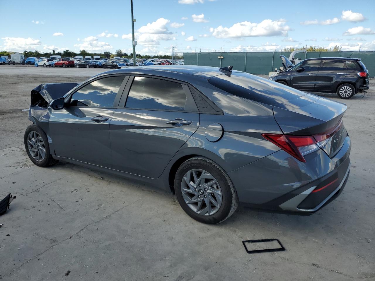 2024 Hyundai Elantra - Image 2
