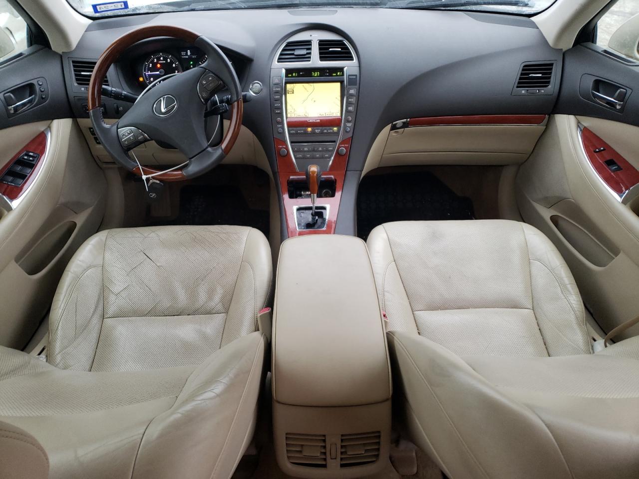 2012 Lexus ES - Image 8