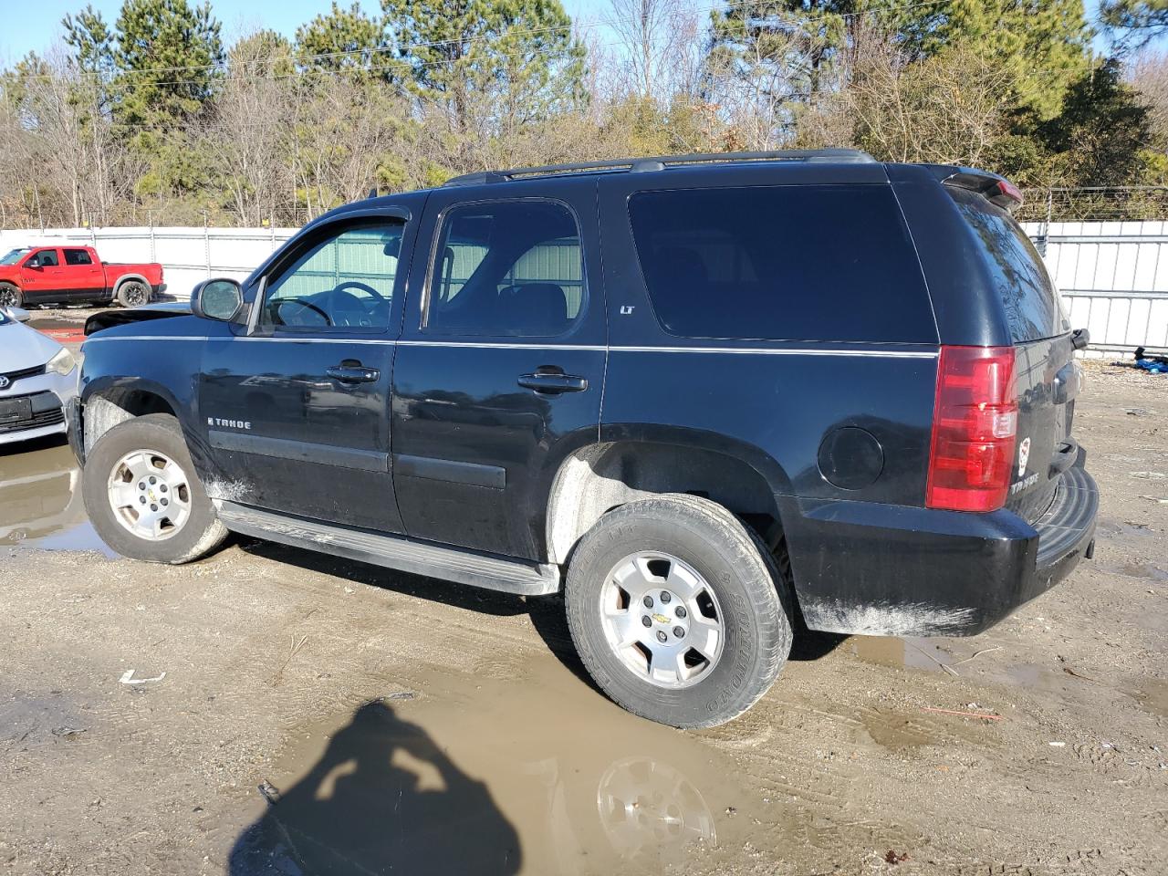 2008 Chevrolet Tahoe - Image 2