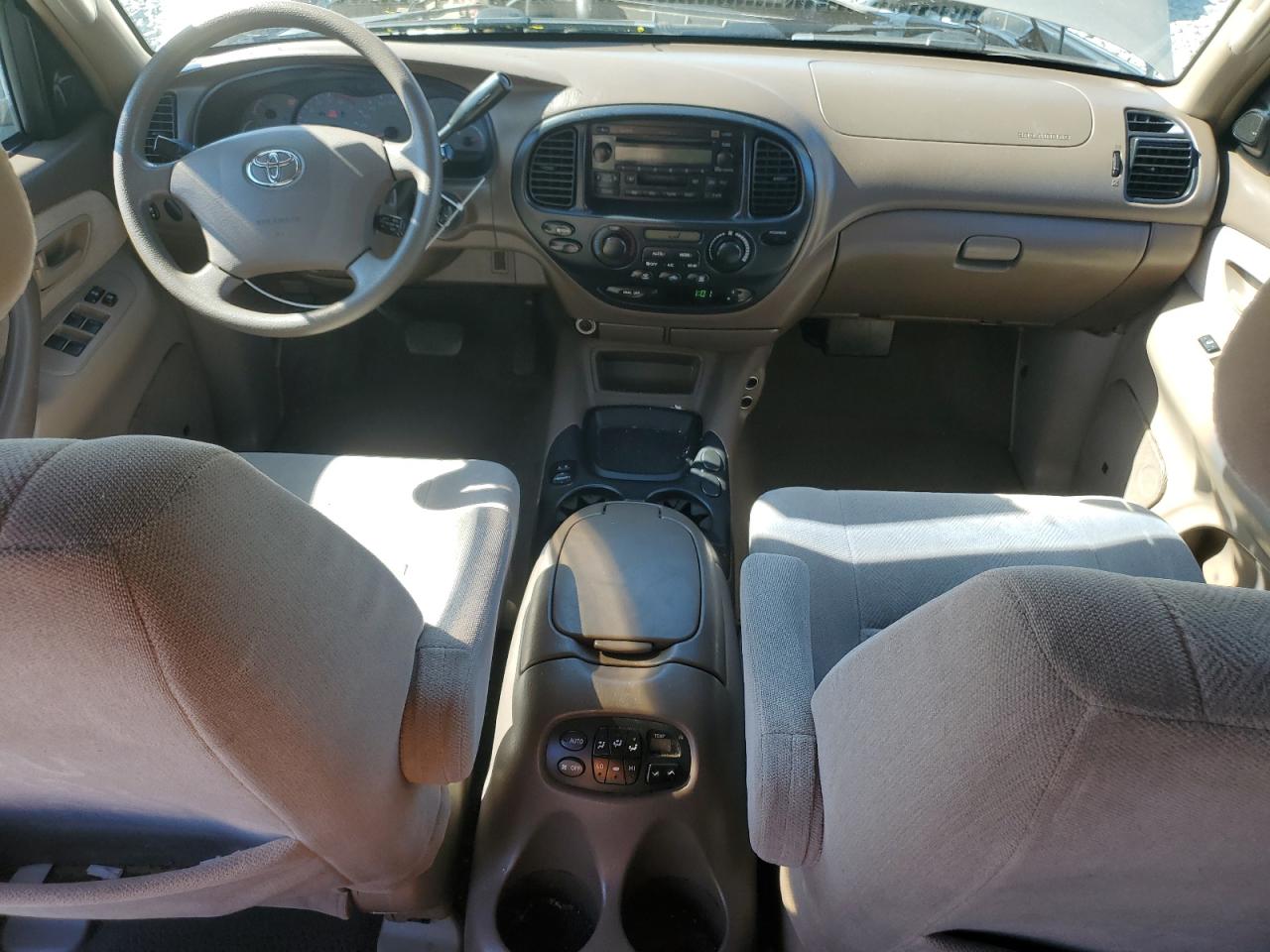 2004 Toyota Sequoia - Image 8