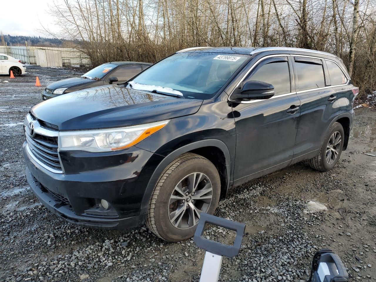 2016 Toyota Highlander - Image 1