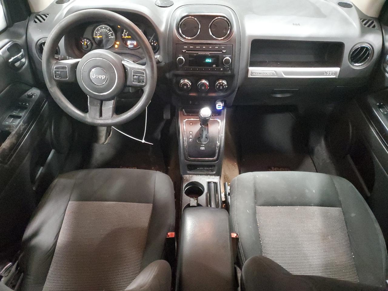 2014 Jeep Compass - Image 8