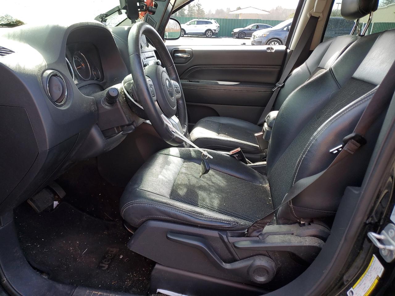 2015 Jeep Compass Latitude VIN: 1C4NJDEB8FD324898 Lot: 46521715