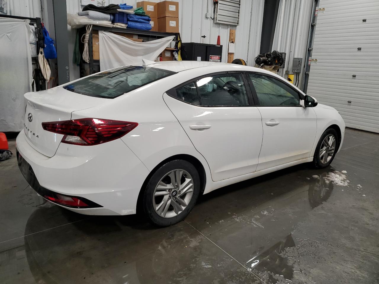 2020 Hyundai Elantra - Image 3