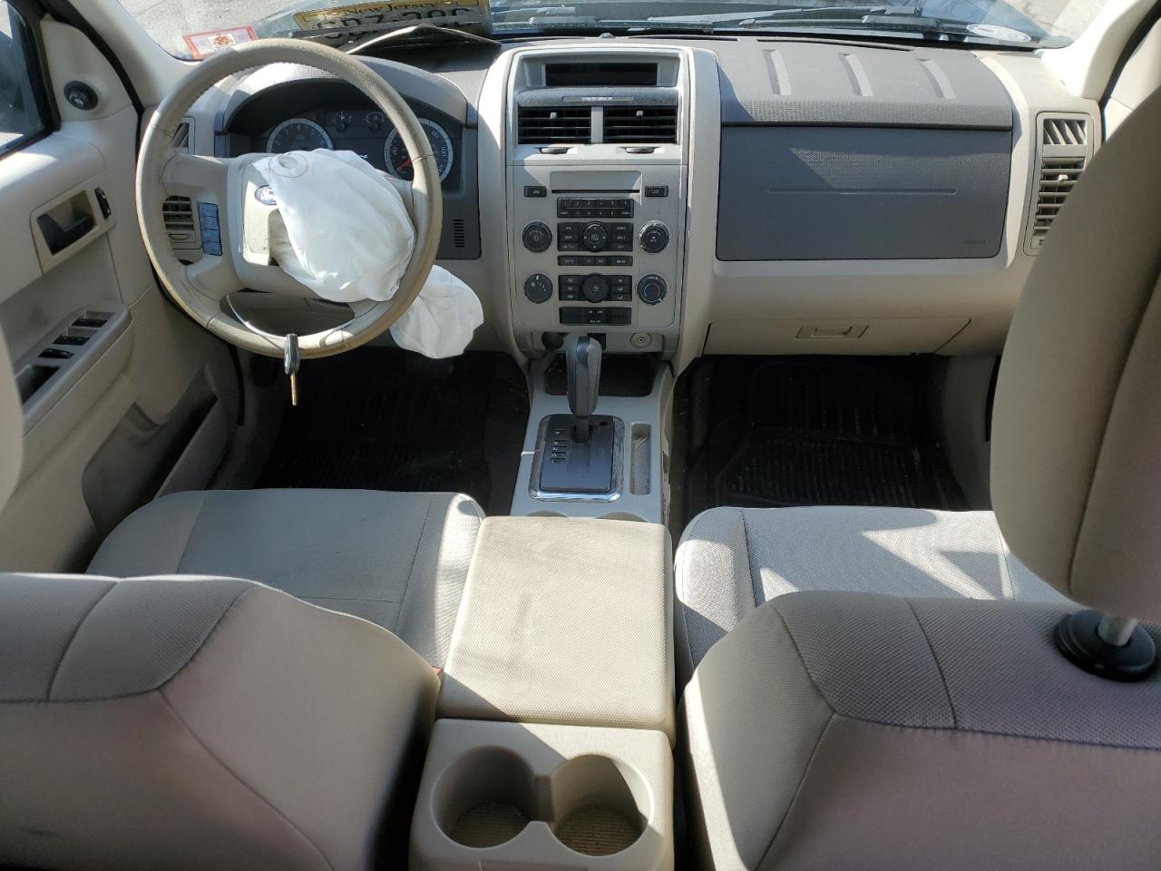 2011 Ford Escape - Image 8