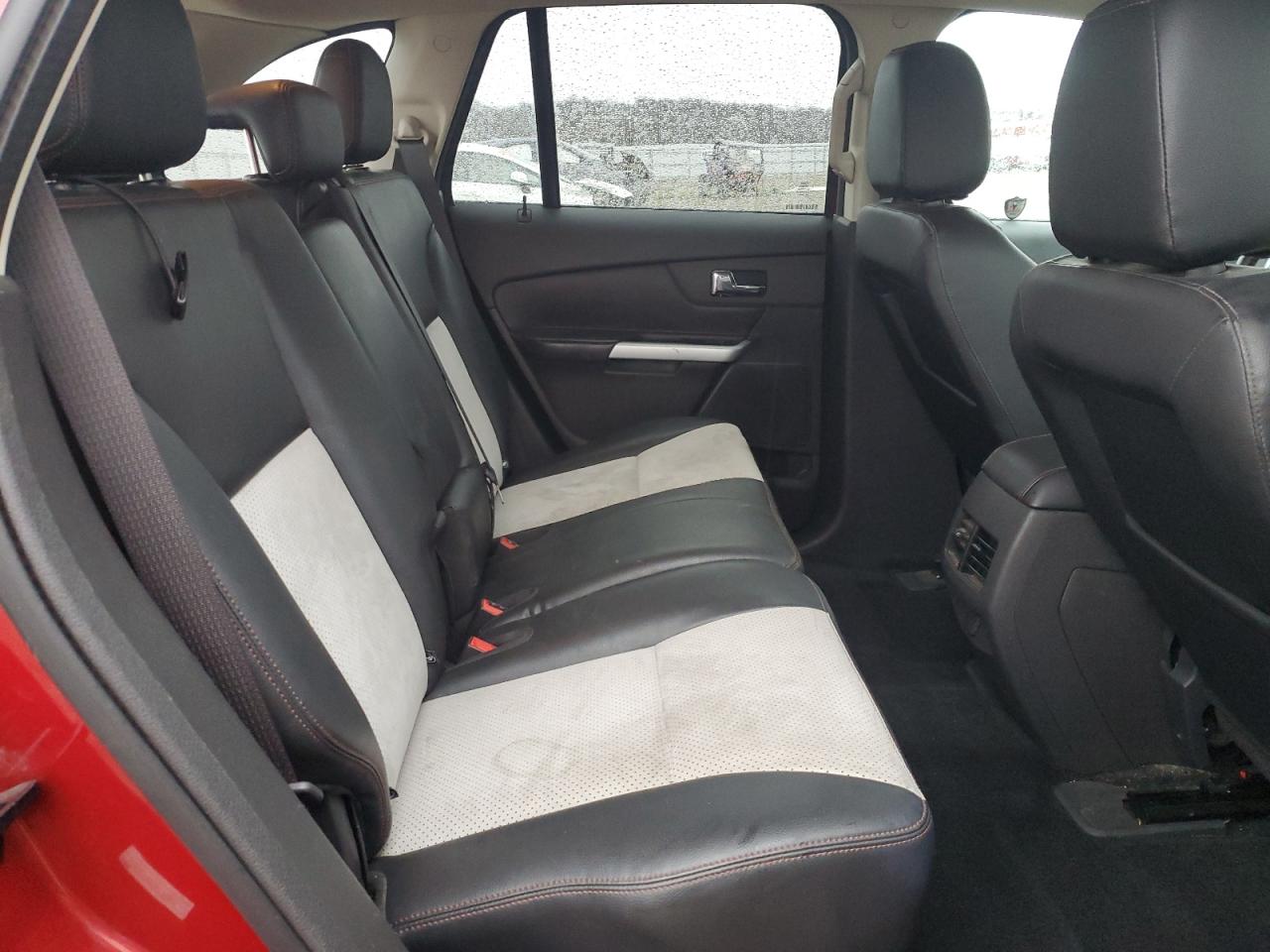 2014 Ford Edge - Image 12