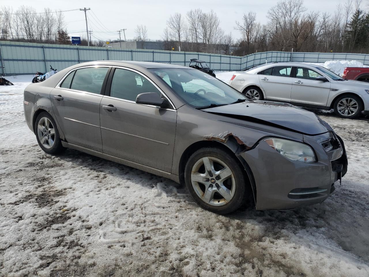 2010 Chevrolet Malibu - Image 4