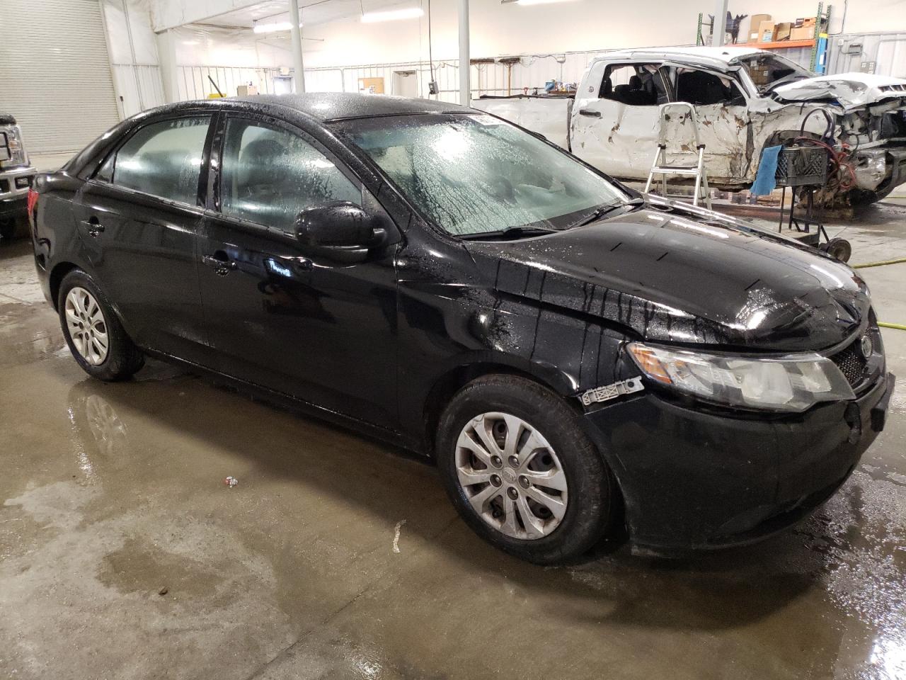2010 Kia Forte - Image 4
