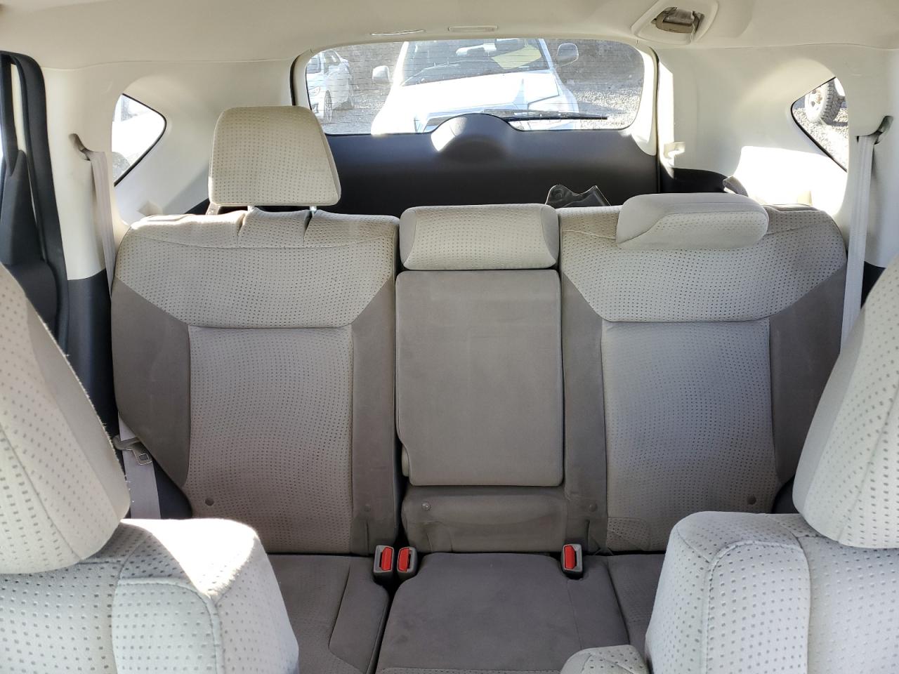 2012 Honda CR-V - Image 10