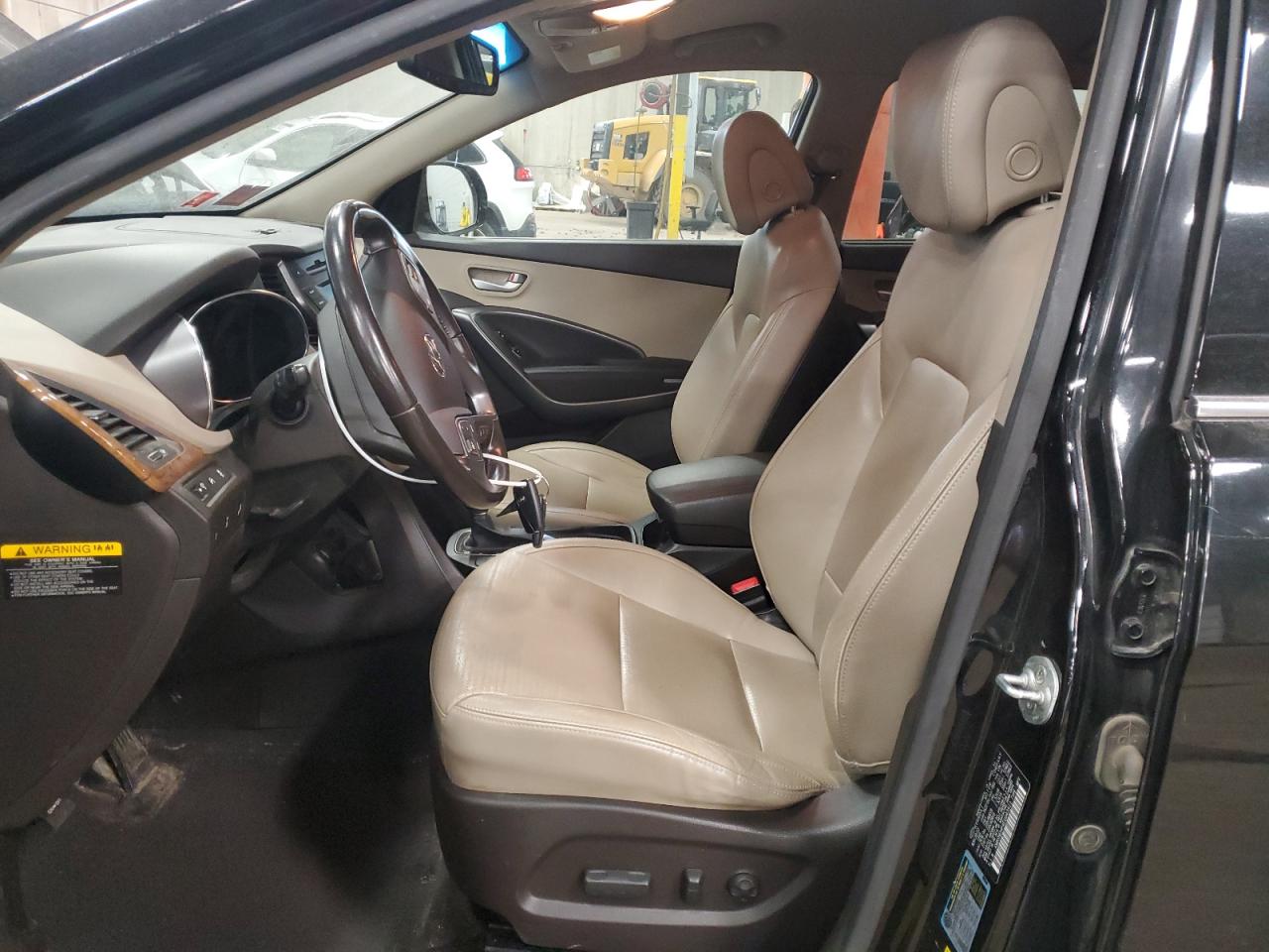 2014 Hyundai Santa Fe - Image 7