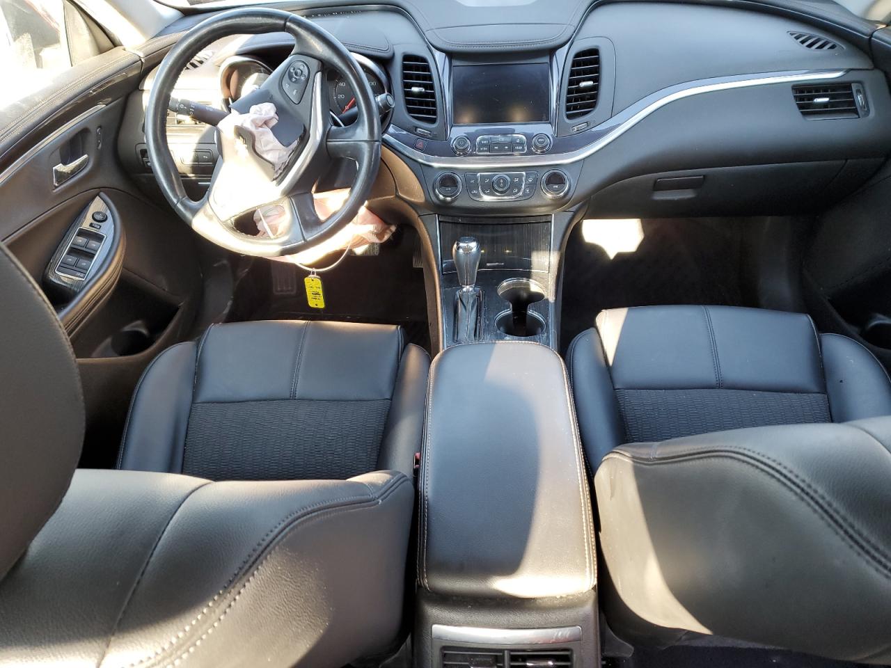 2016 Chevrolet Impala - Image 8