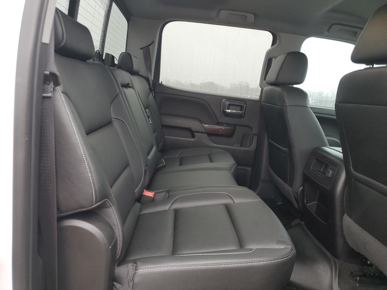 2018 GMC Sierra - Image 10