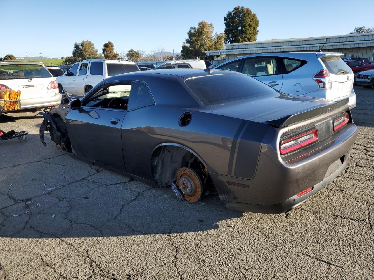 2016 Dodge Challenger - Image 2