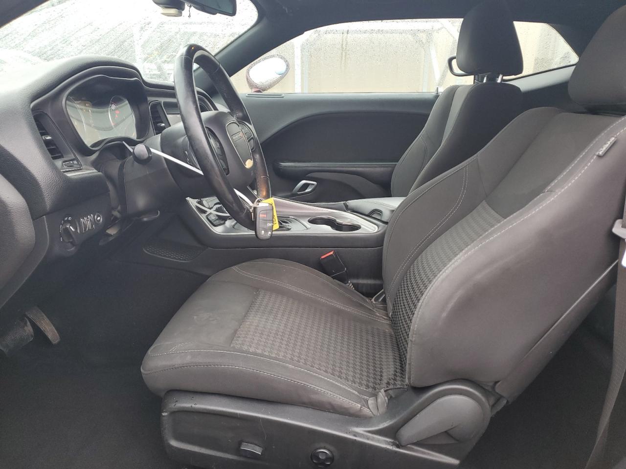 2019 Dodge Challenger - Image 7