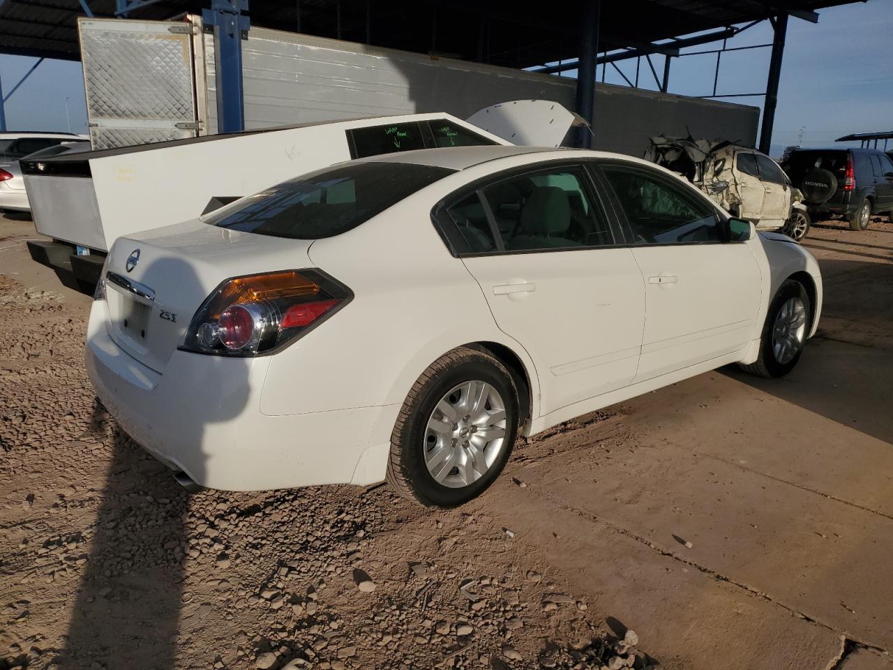 2009 Nissan Altima - Image 3